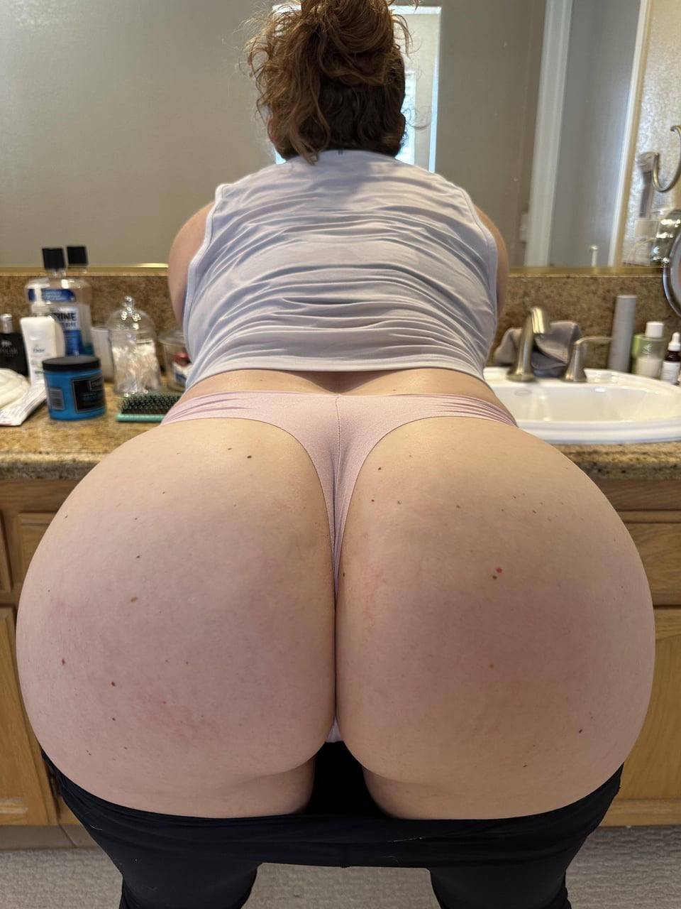 Lovely butts #O4eO2mfV