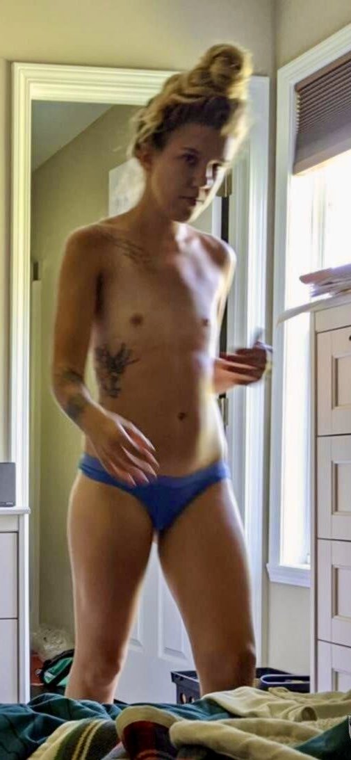 25-0342 - Send Me Pics and Vids of Your Unaware Wives and Girlfriends Like This #Wo42OPii